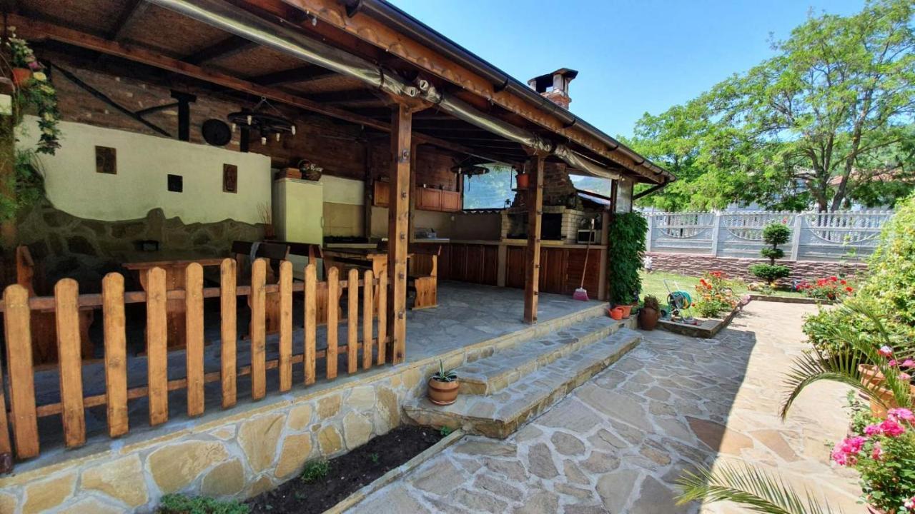 Marianas Guesthouse ออบซอร์ ภายนอก รูปภาพ