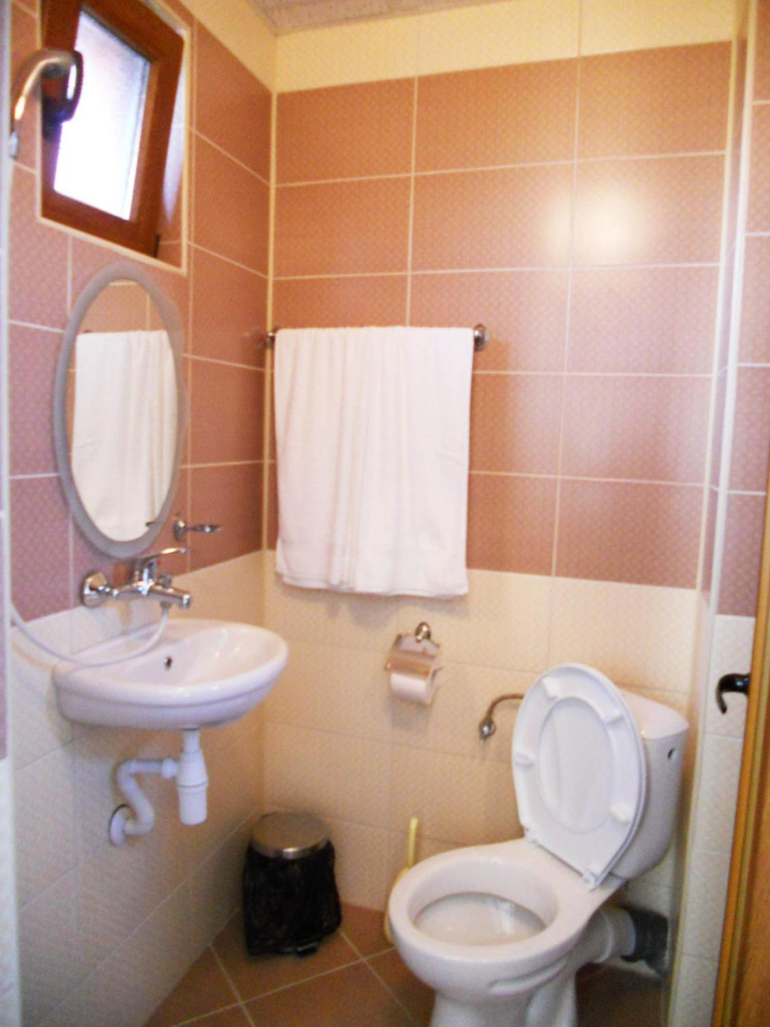 Marianas Guesthouse ออบซอร์ ภายนอก รูปภาพ