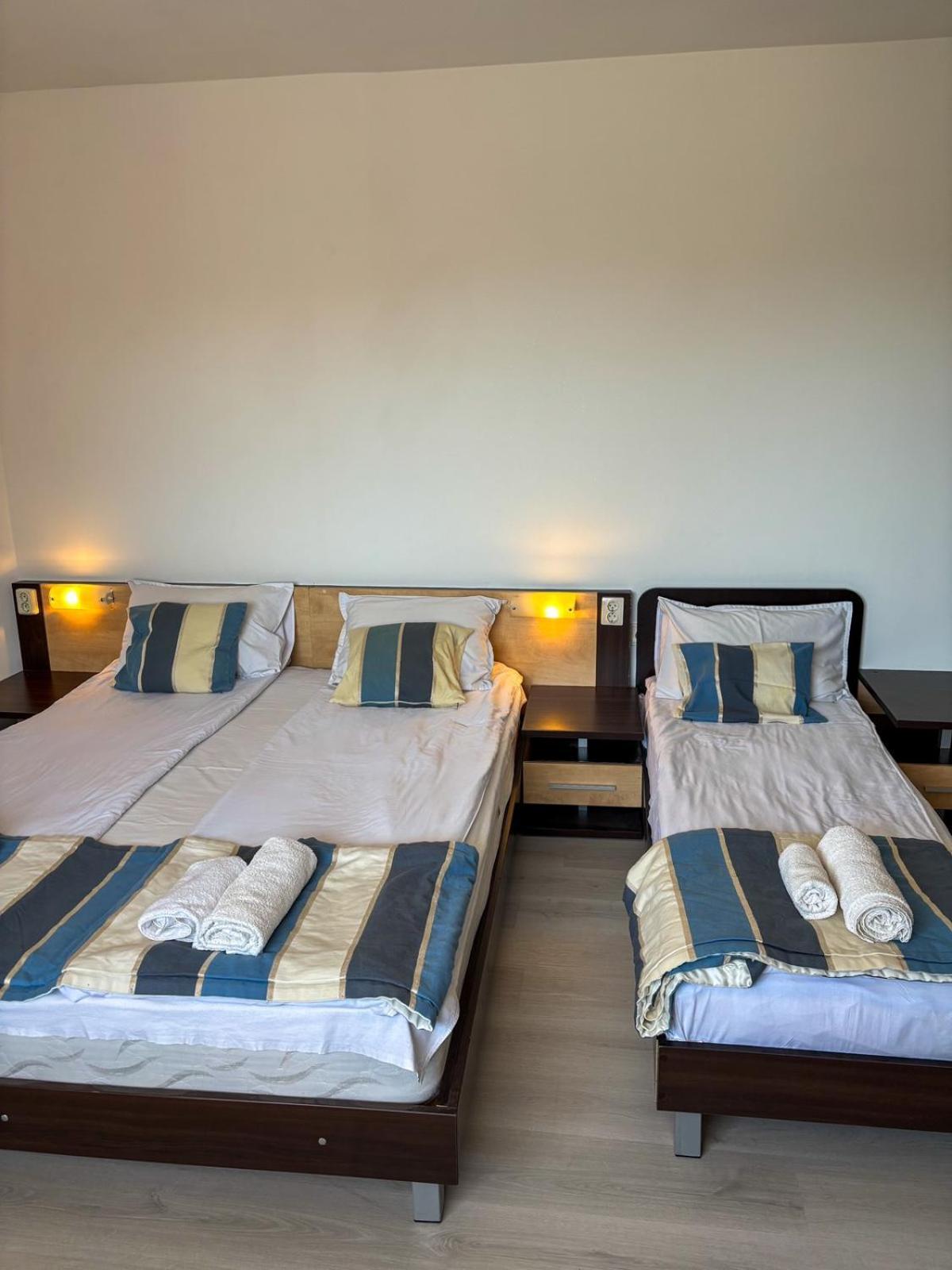 Marianas Guesthouse ออบซอร์ ภายนอก รูปภาพ