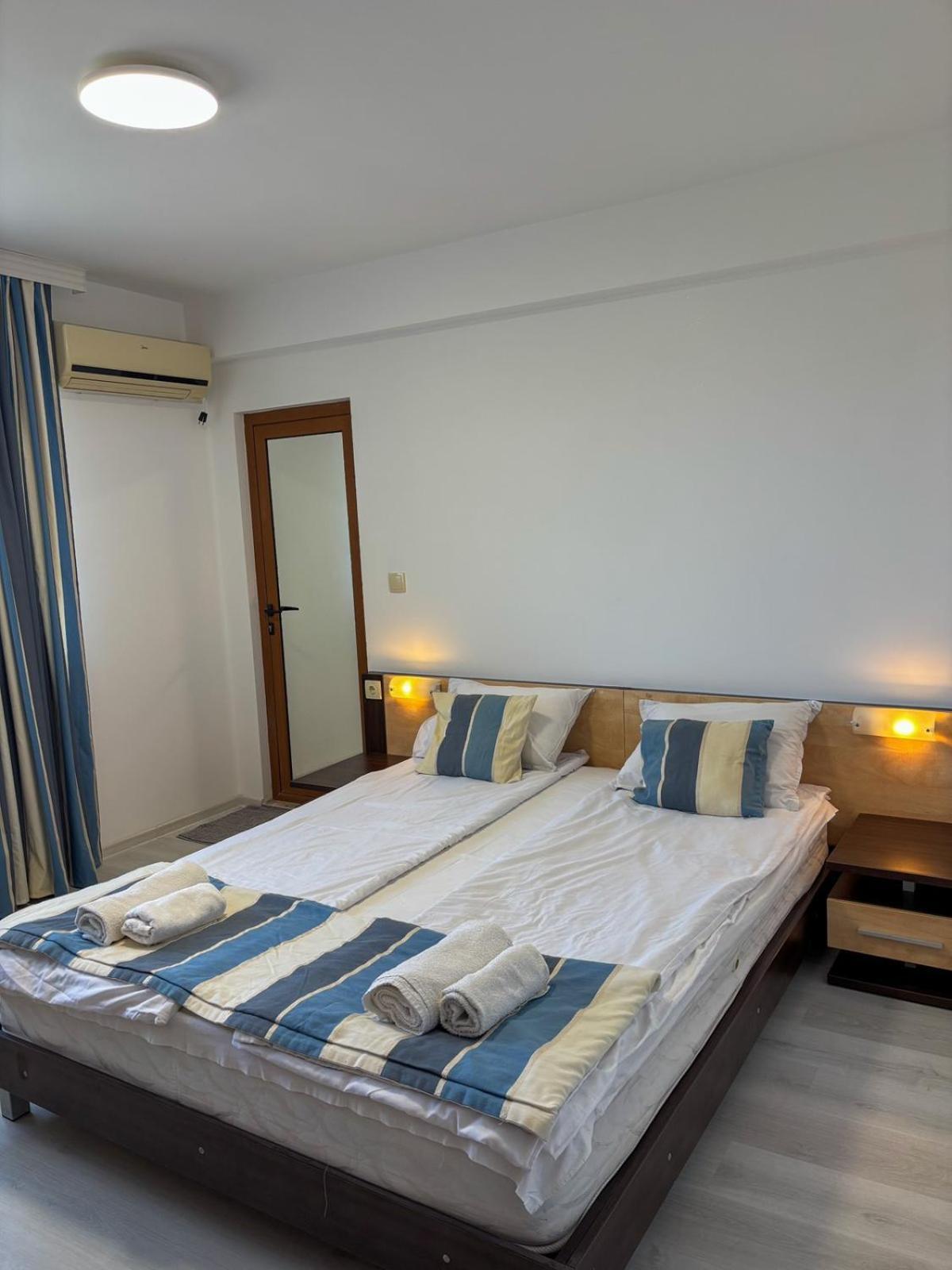 Marianas Guesthouse ออบซอร์ ภายนอก รูปภาพ