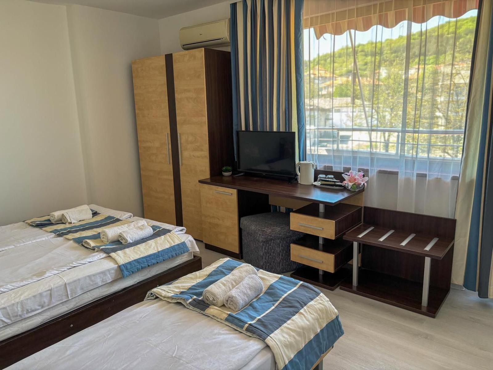Marianas Guesthouse ออบซอร์ ภายนอก รูปภาพ